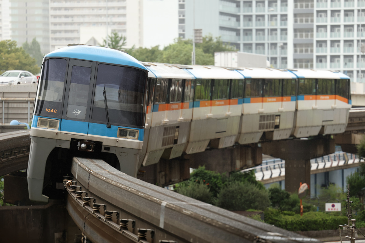 東京モノレール 昭和島車両区 1000形 1037F