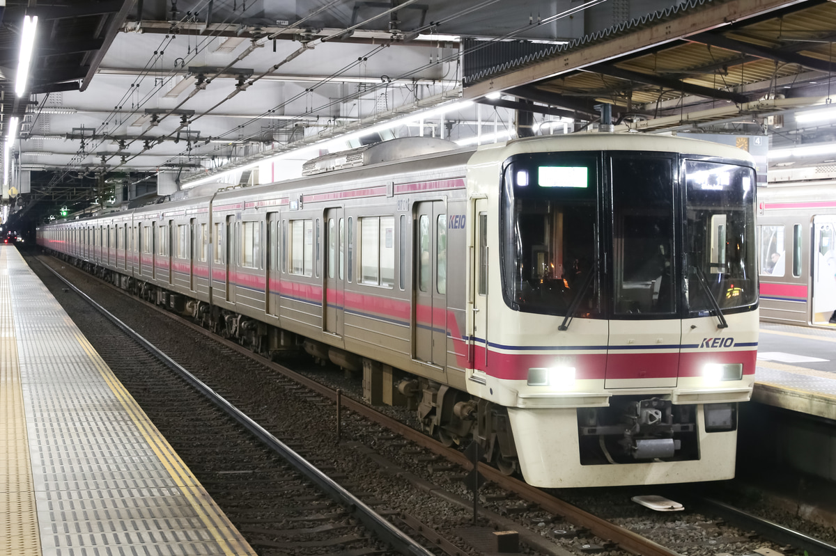 京王電鉄 若葉台検車区 8000系 8701f