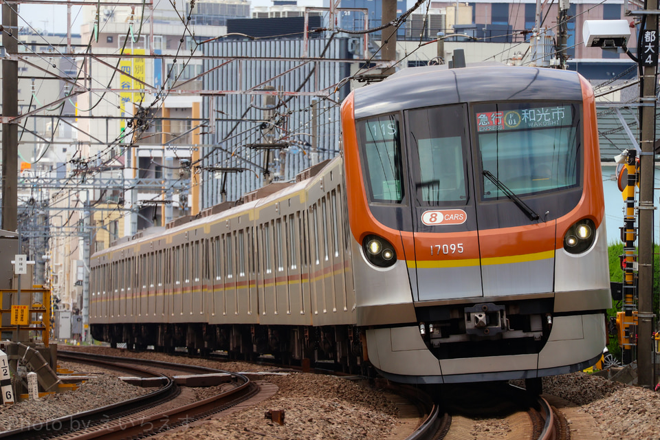 メトロ17000系17195F<br class="br-sp" />(17195編成)の写真