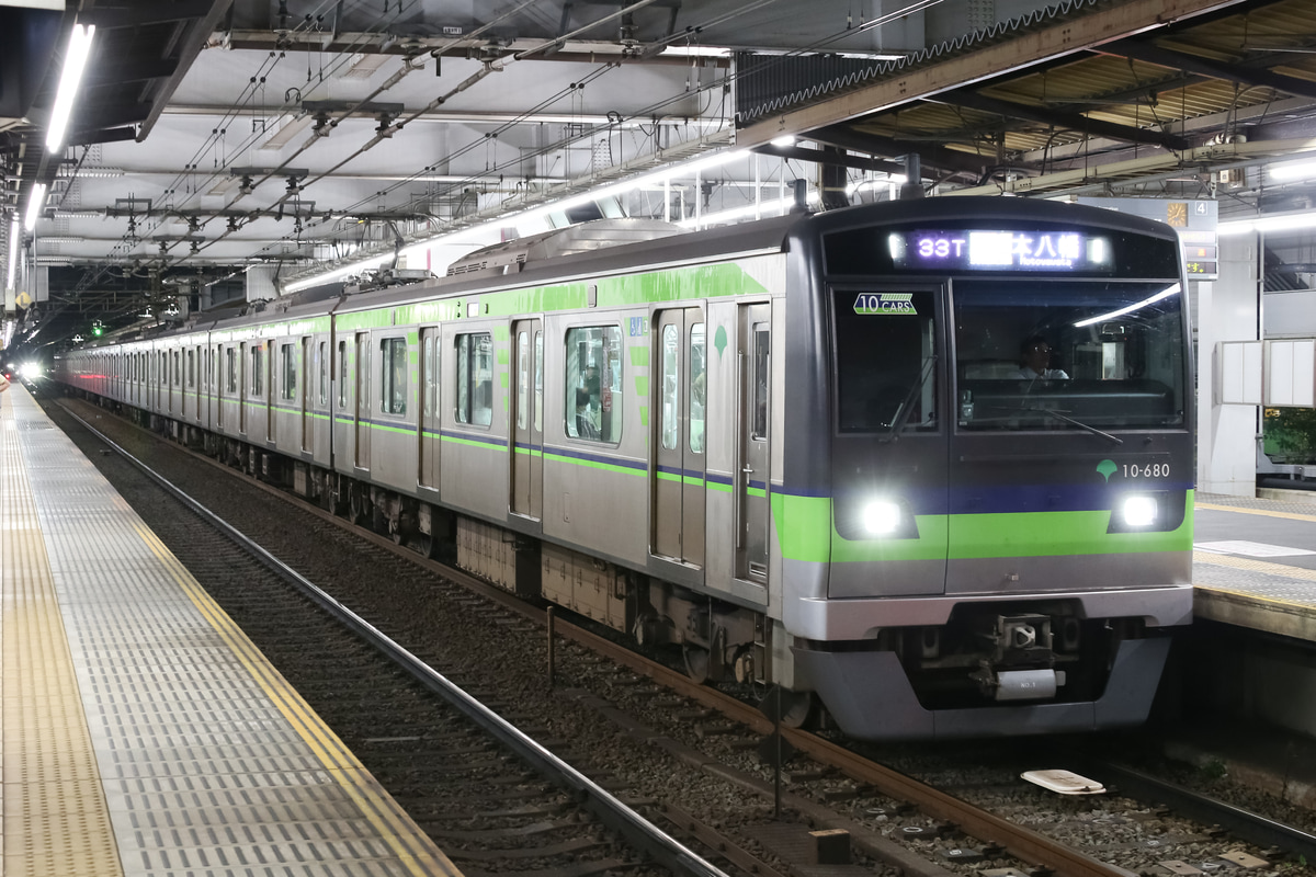 東京都交通局 大島車両検修場 10-300形 10-680f