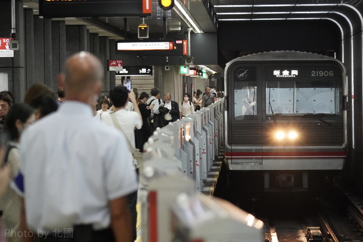 大阪市高速電気軌道 中百舌鳥検車場 21系 21606F