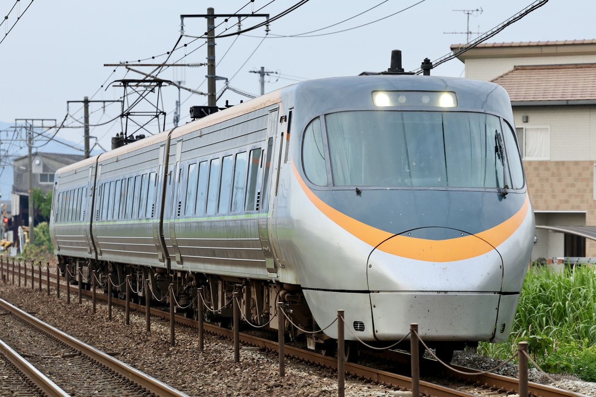 JR四国 松山運転所 8000系 S6編成