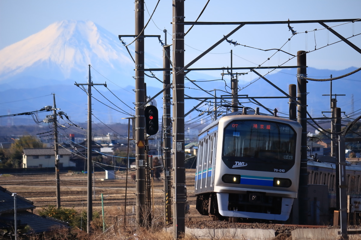 東京臨海高速鉄道 東臨運輸区 70-000形 Z1編成