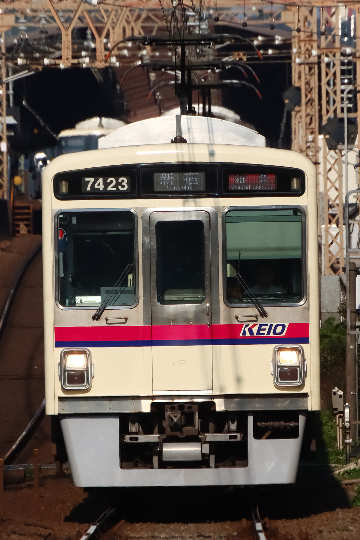 京王電鉄 若葉台検車区 7000系 7423f