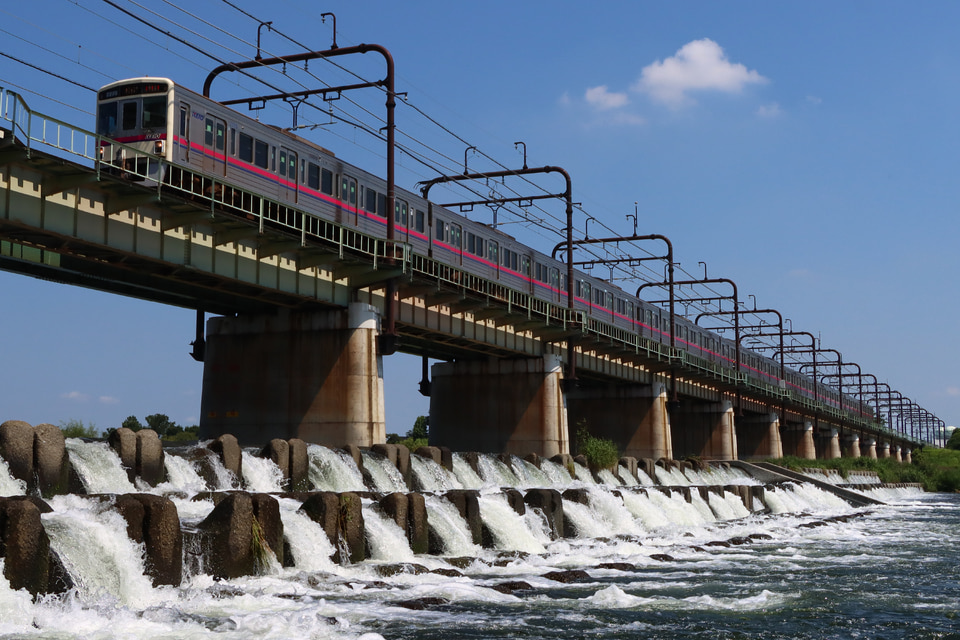 京王7000系7725F<br class="br-sp" />(7725編成)の写真
