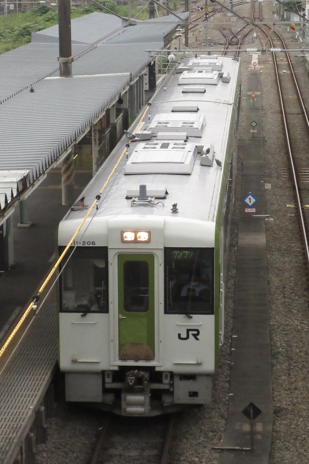 JR東日本  キハ110系 206