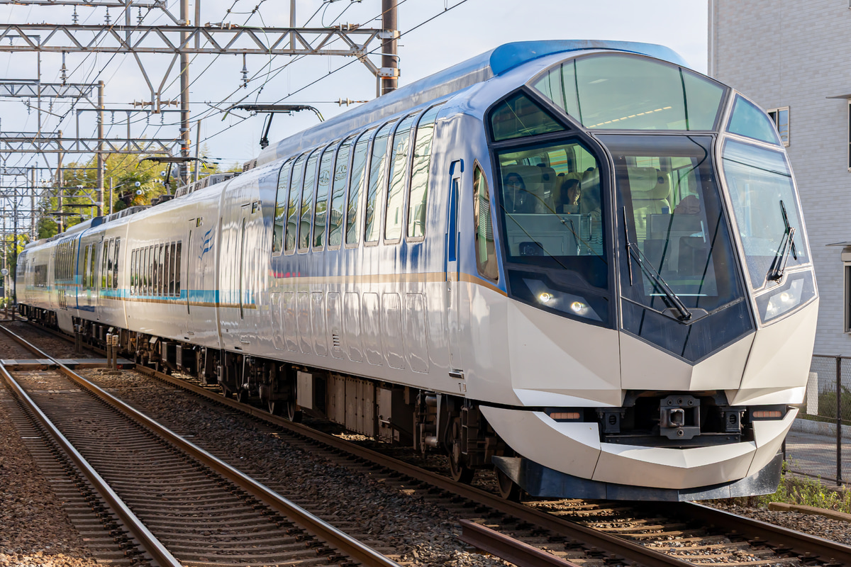 近畿日本鉄道  50000系 SV01