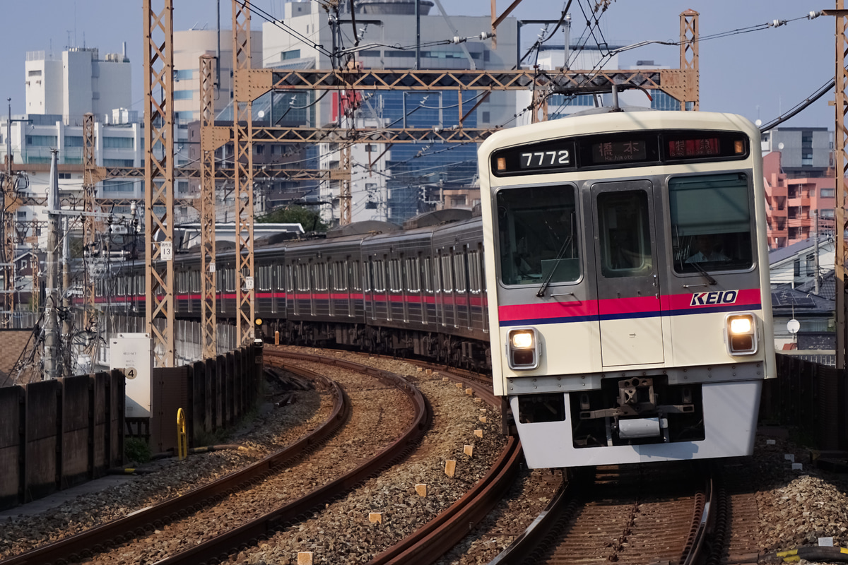 京王電鉄  7000系 7772F