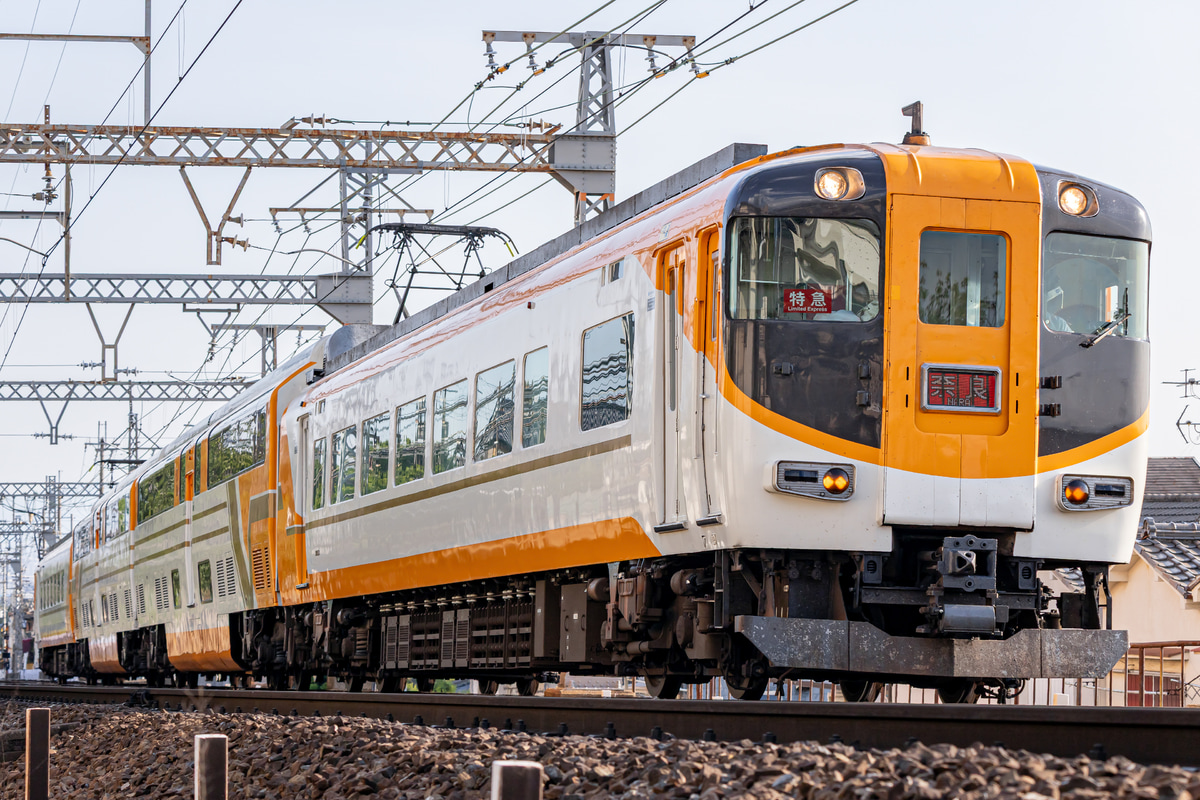 近畿日本鉄道  30000系 V03
