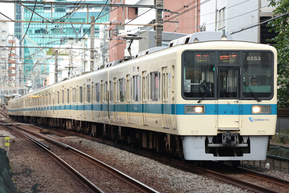 小田急電鉄  8000形 8253×6
