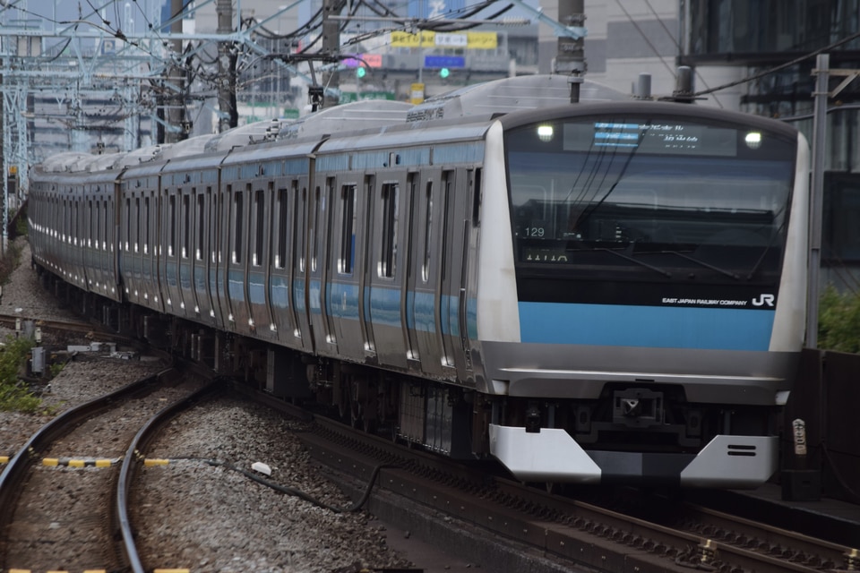 JR東E233系サイ129編成<br class="br-sp" />(ウラ129編成)の写真