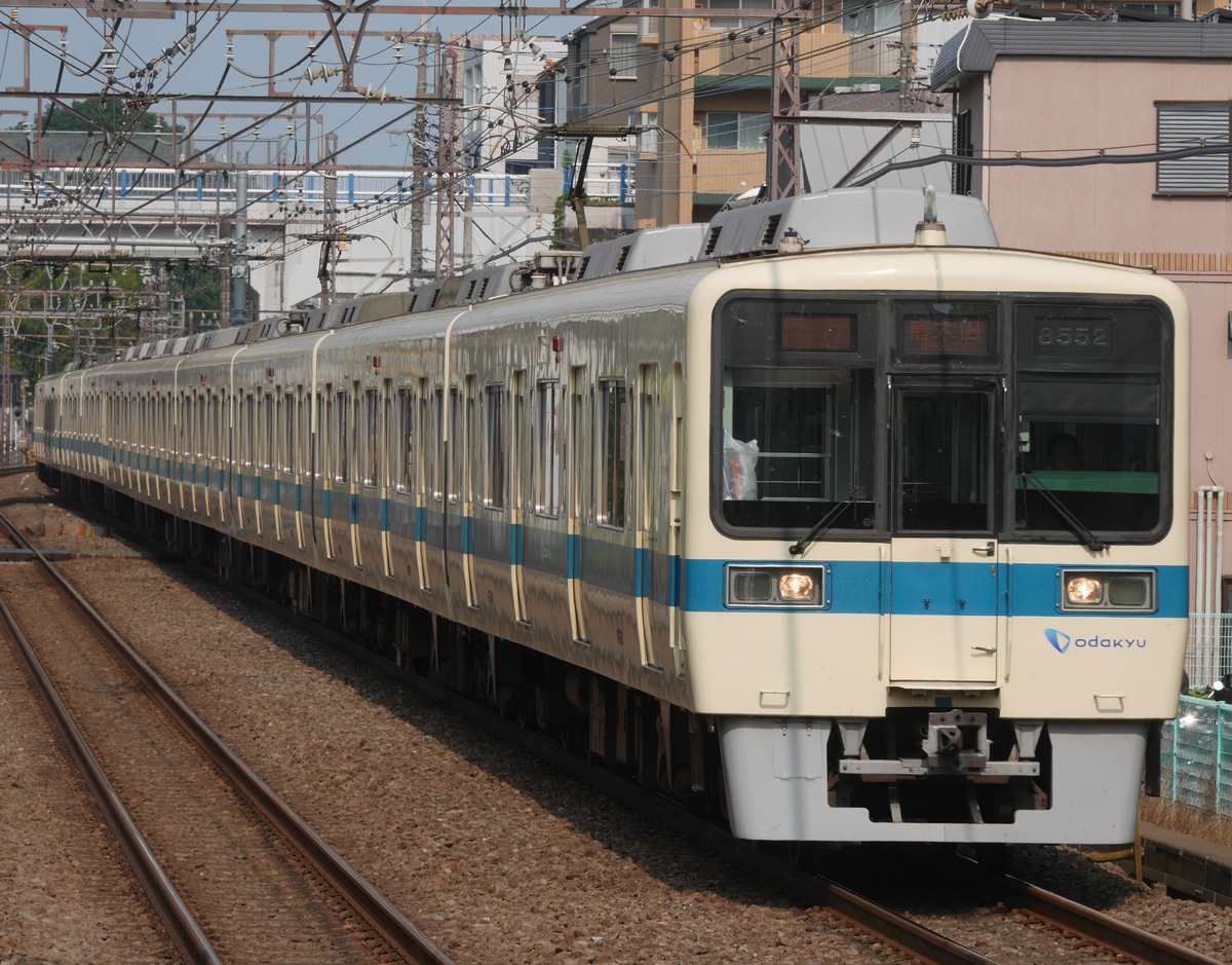 小田急電鉄  8000形 