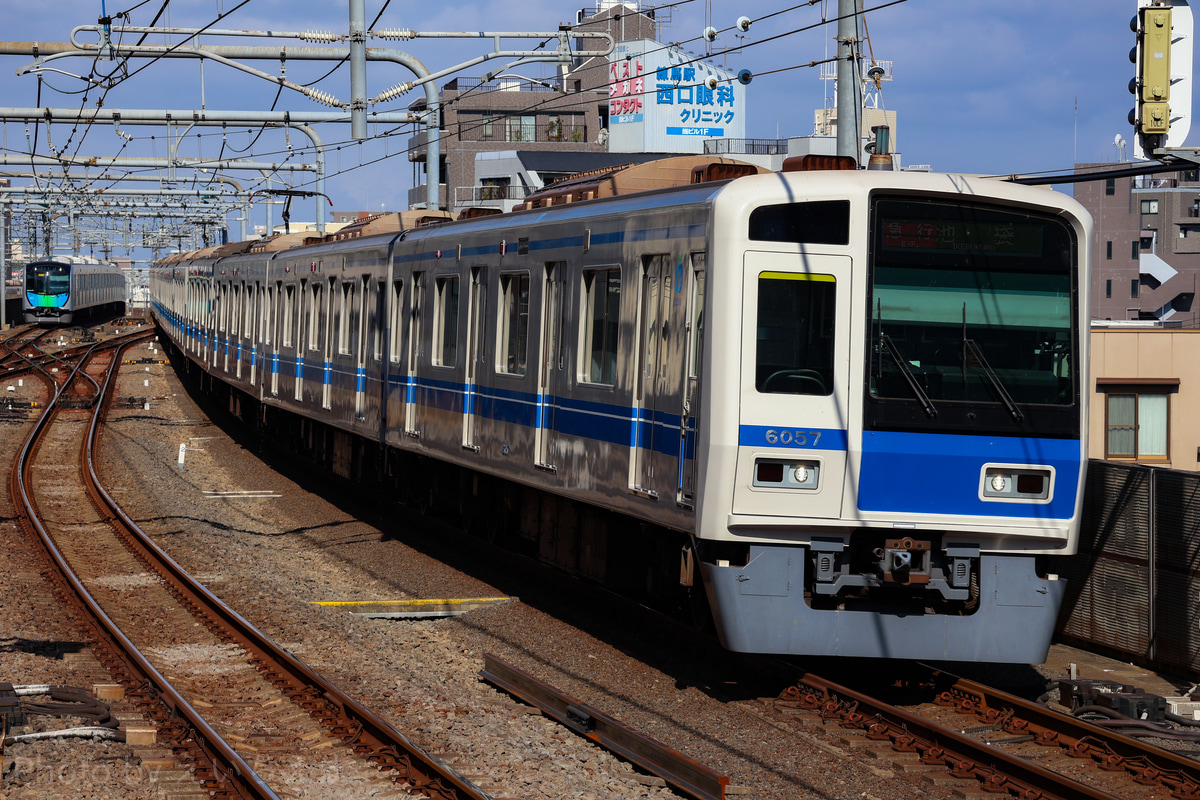 西武鉄道 小手指車両管理所 6000系 6157F