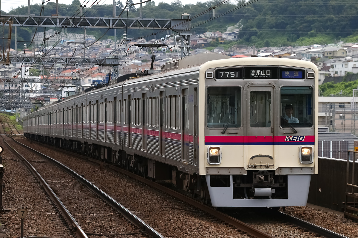 京王電鉄 若葉台検車区 7000系 7701f