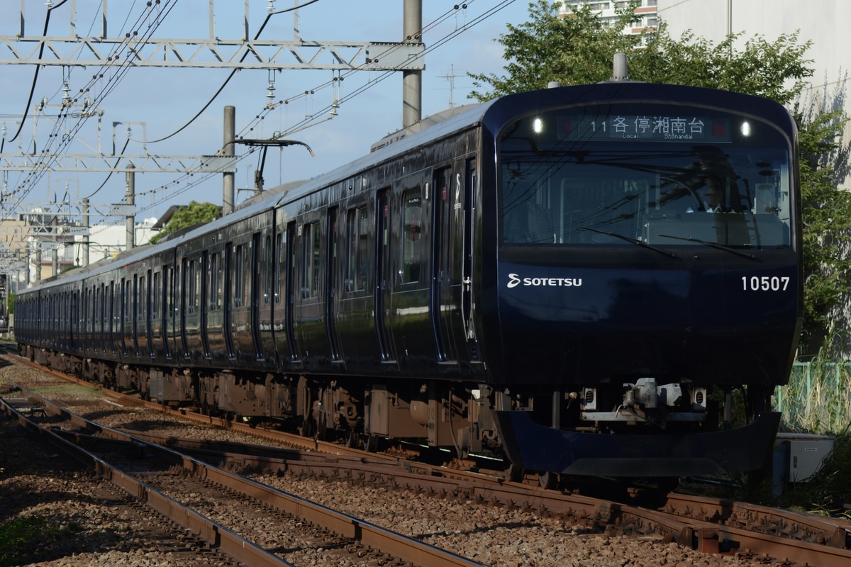 相模鉄道 かしわ台車両センター 10000系 10707×8