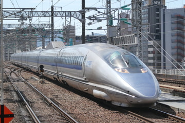 JR西日本500系V9編成を広島駅で撮影した画像