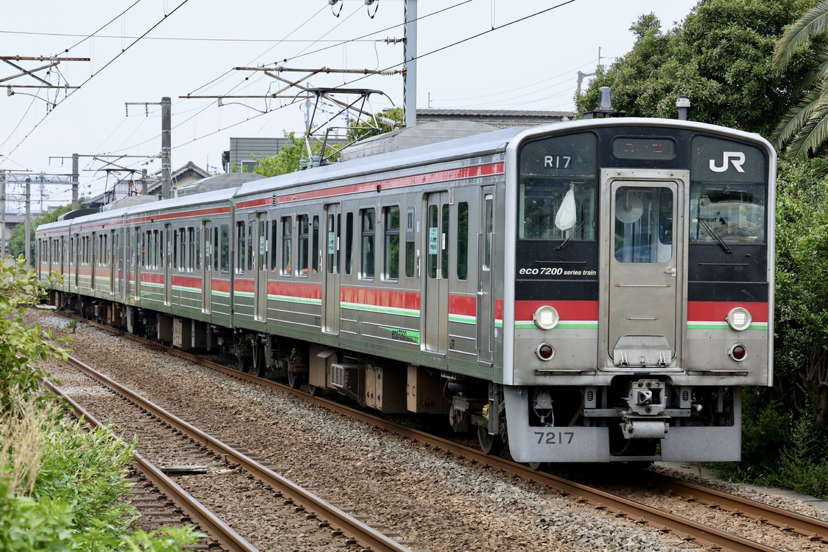 JR四国 高松運転所 7200系 R17編成
