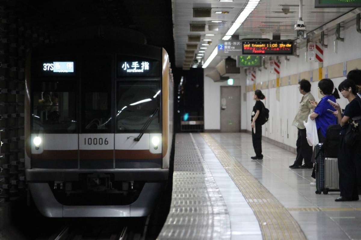 東京メトロ 和光検車区 10000系 10106F
