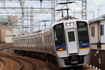 南海電気鉄道8300系8703Fを二色浜駅で撮影した画像