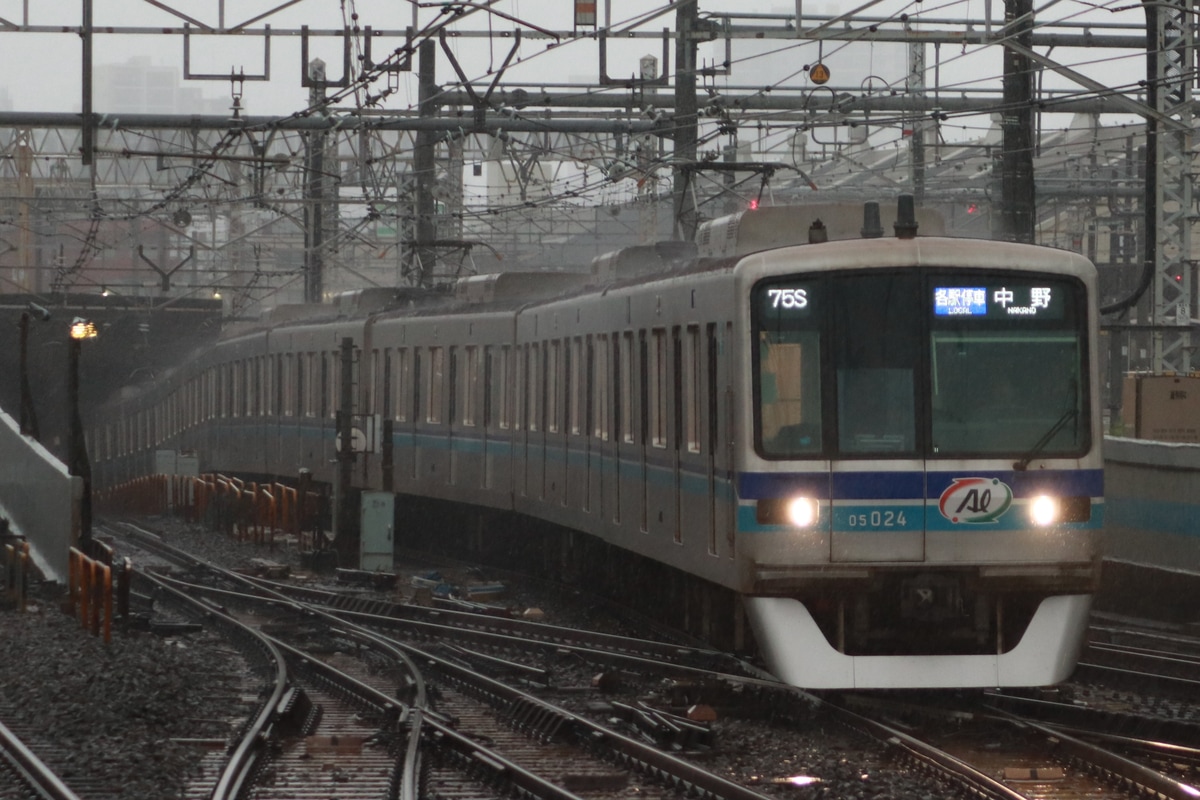 東京メトロ 深川検車区 05系 05-124F