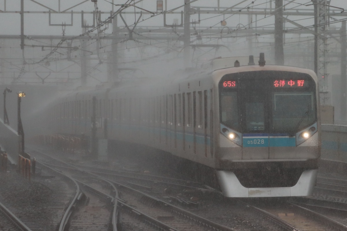 東京メトロ 深川検車区 05系 05-128F