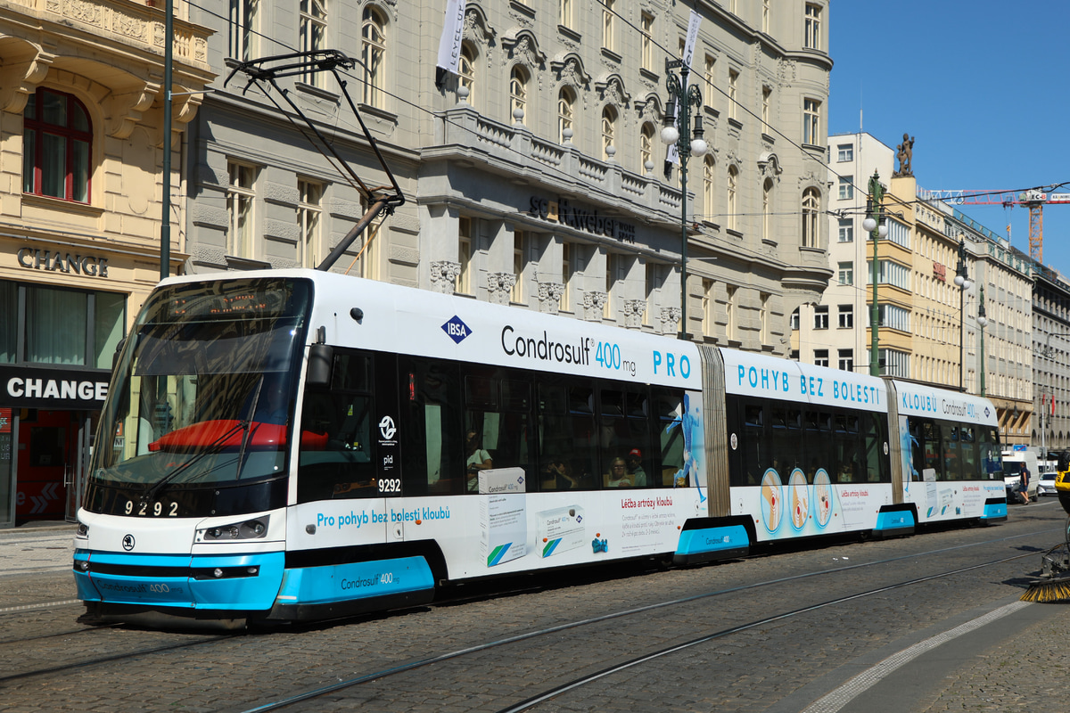 Dopravní podnik hl. m. Prahy  Škoda 15T3 ForCity Alfa Praha 9292