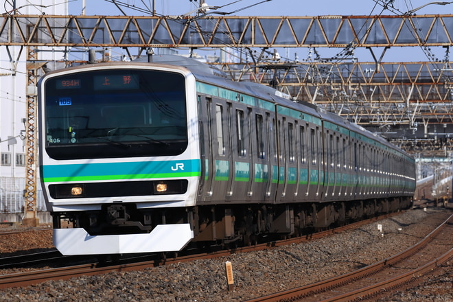 松戸車両センター本区E231系マト105編成を北松戸～馬橋間で撮影した写真