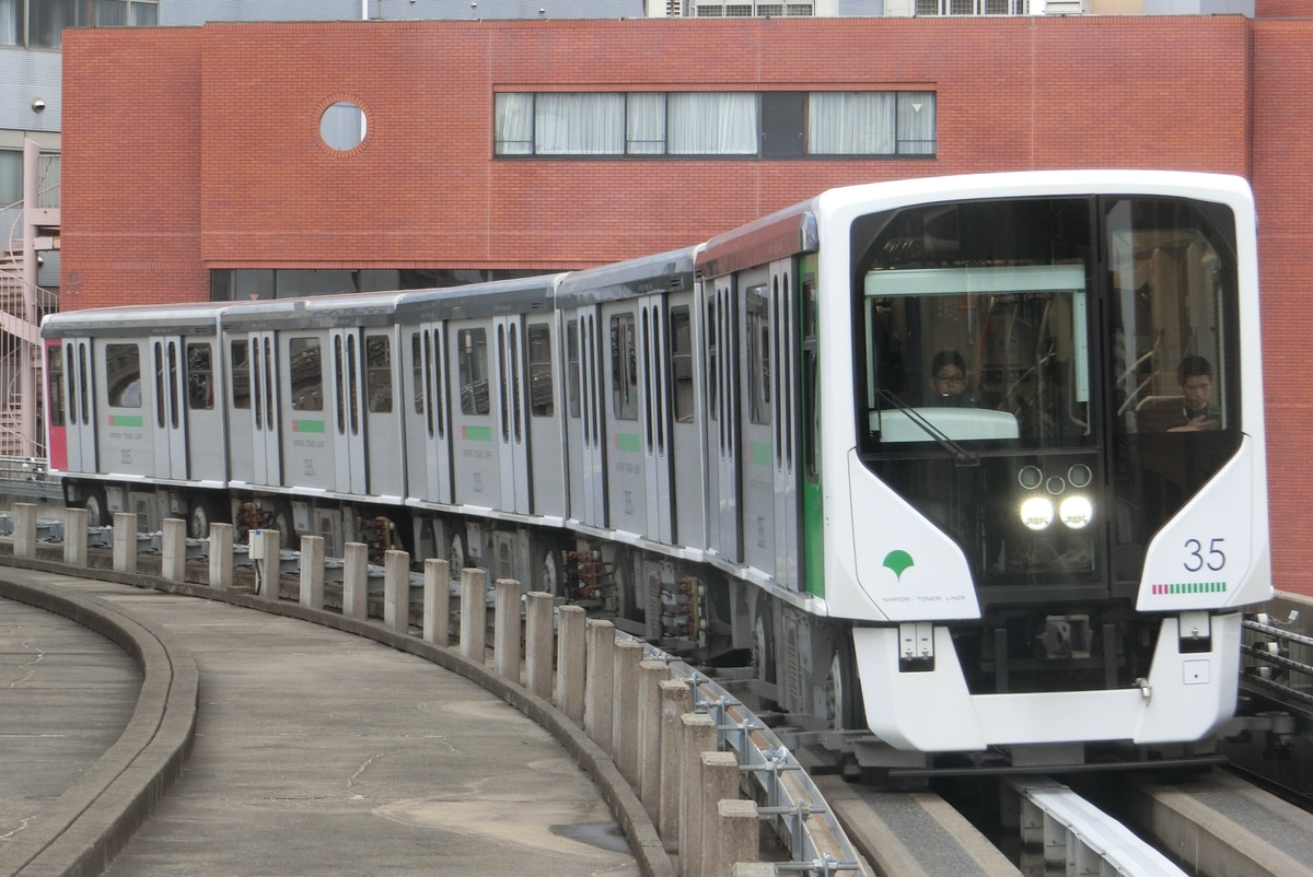 東京都交通局 舎人車両基地 330形 335F