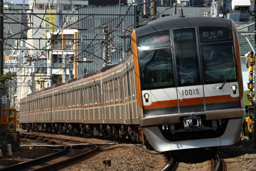 東京メトロ10000系10115Fを不明で撮影した画像