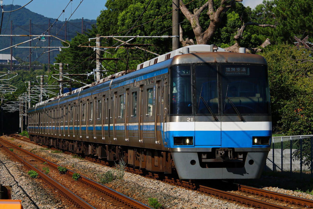 福岡市交通局 姪浜車両基地 2000N系 21編成