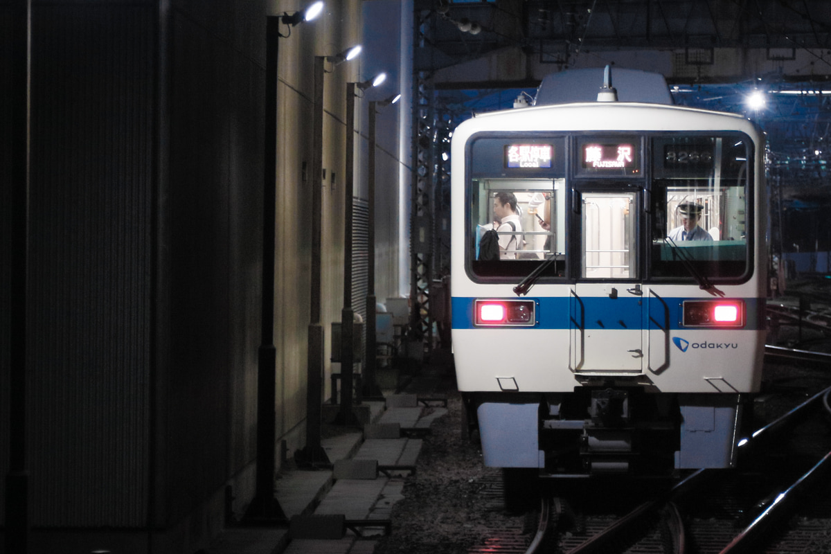 小田急電鉄  8000形 8266F