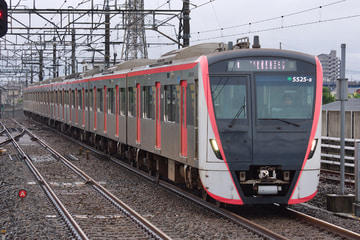 東京都交通局5500形5525Fを東松戸駅で撮影した画像