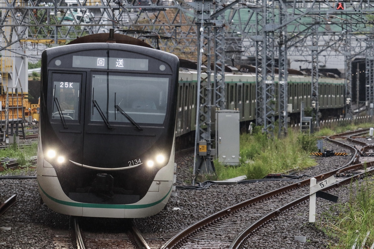 東急電鉄  2020系 2134F