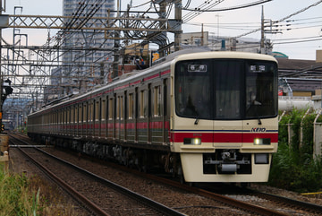 京王電鉄 若葉台検車区 8000系 8702F