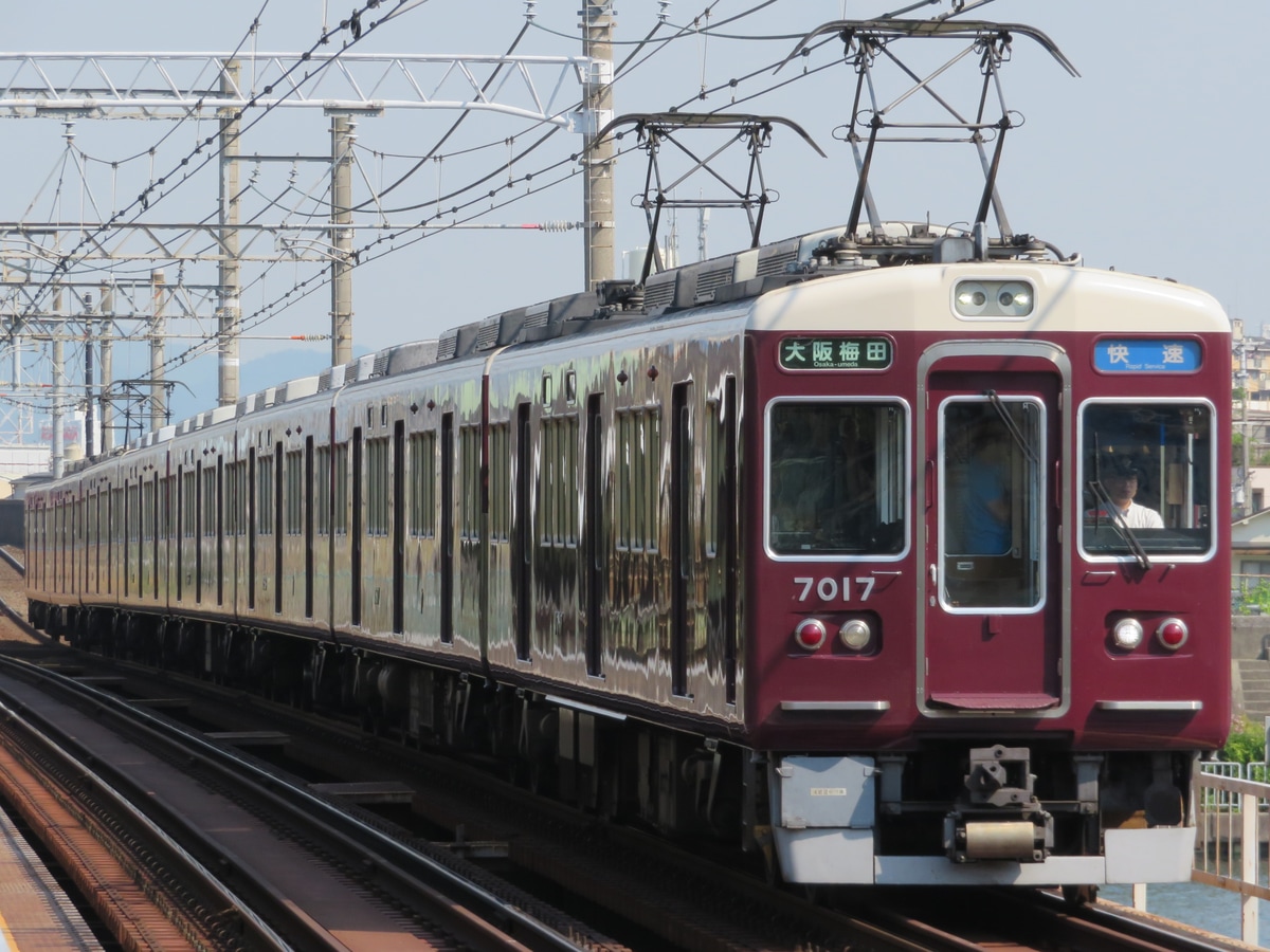 阪急電鉄 西宮車庫 7000系 7017×8R