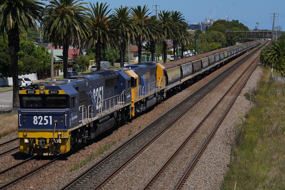 Pacific National  8251 