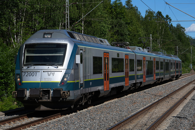BM72をHøybråten駅で撮影した写真