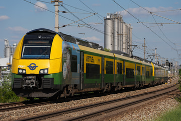 ÖBB Class4746 Schwechat-Schwechat付近