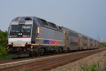 NJ TRANSIT ALP-45A 撮影者:Nanohana
