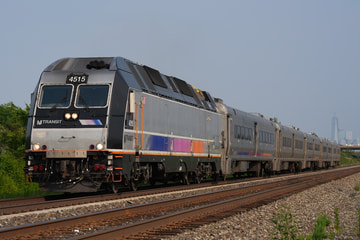 NJ TRANSIT ALP-45DP 撮影者:Nanohana