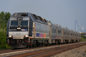 NJ TRANSIT ALP-45DP 撮影者:Nanohana