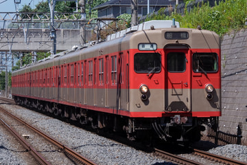 東武鉄道8000系8111Fを新鎌ケ谷駅で撮影した画像