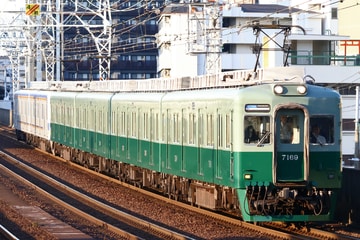 南海電気鉄道7100系7169Fを今宮戎駅で撮影した画像