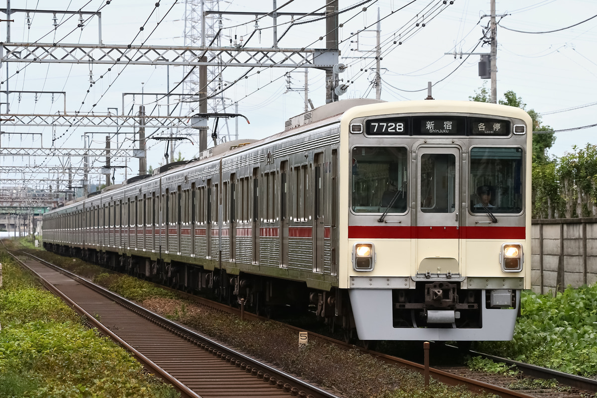 京王電鉄 若葉台検車区 7000系 7728f