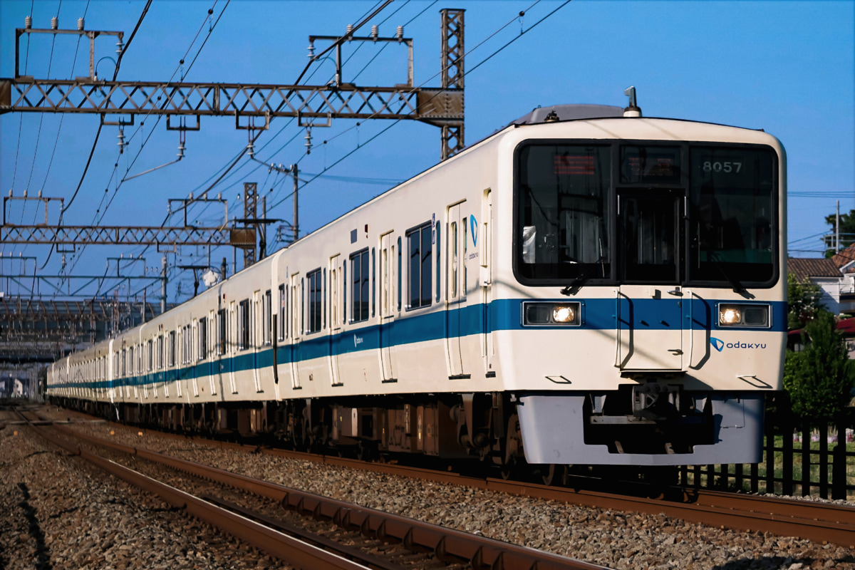 小田急電鉄  8000形 