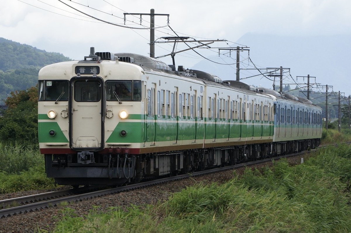 しなの鉄道  115系 S7編成