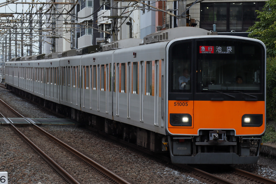 東武50000系51005F<br class="br-sp" />(51005編成)の写真