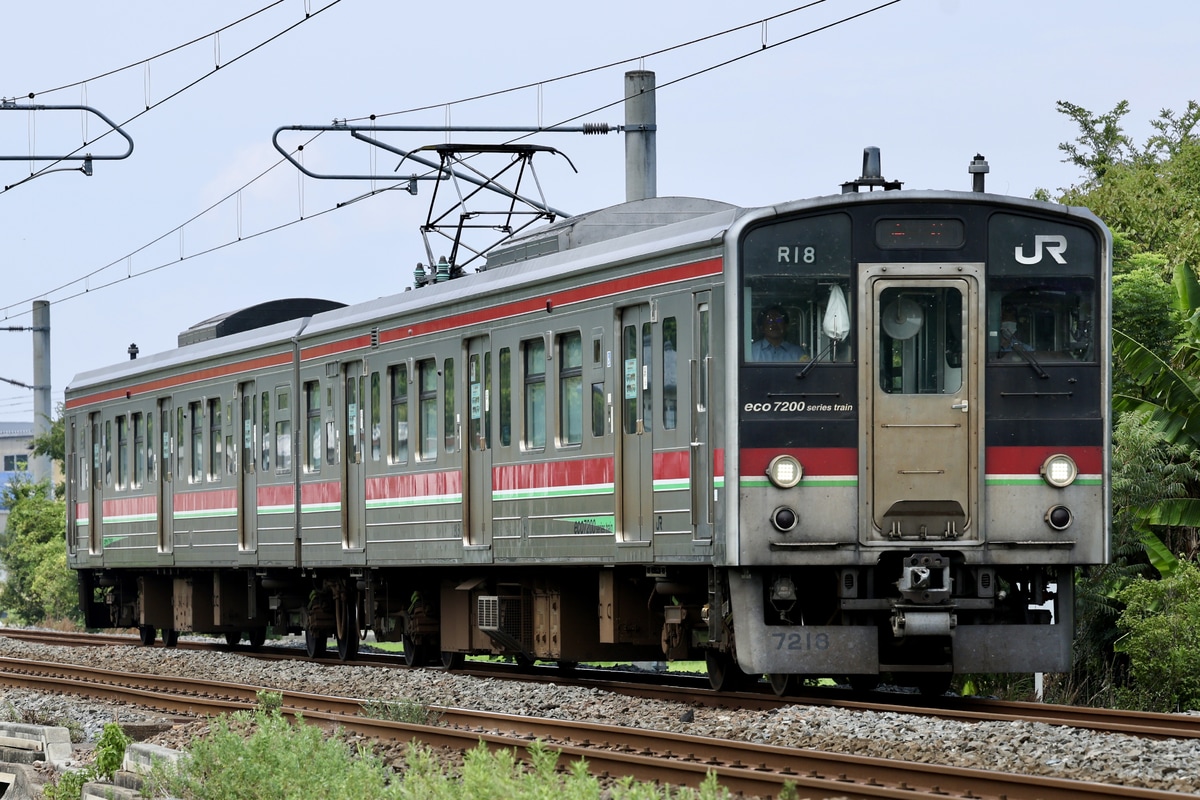 JR四国 高松運転所 7200系 R18編成