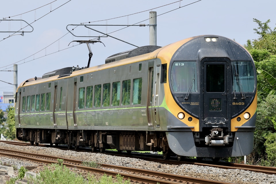 JR四8600系E13編成の写真