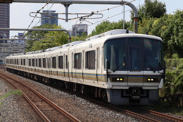 JR西日本221系NA406編成を大阪城公園駅で撮影した画像